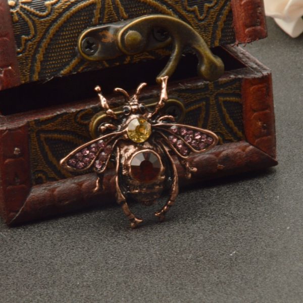 MZC 9 Styles Insect Bee Frog Brooches Pin Female Hijab Pin Snails Beetle Broche Male Suit Lapel Pin Animal Crystal Strass Brooch - Image 3